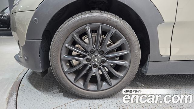 Mini Clubman High 2nd — пробег 30 778 км