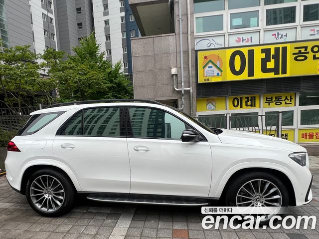 Mercedes-Benz GLE-Class GLE450 4MATIC AMG Line — пробег 4 454 км — фото 2 из 5