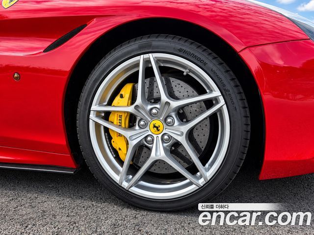 Ferrari California из Кореи Encar