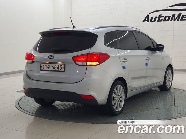Kia Carens из Кореи Encar