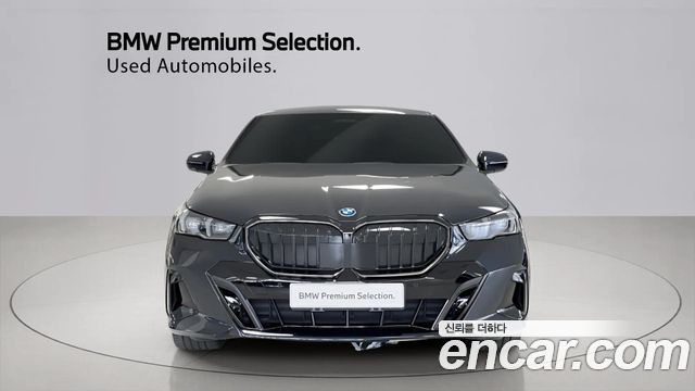 BMW i5 eDrive 40 M Sport — пробег 45 866 км — фото 3 из 5