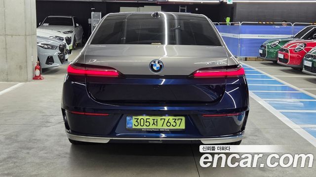 BMW i7 xDrive 60 Design Pure Excellence — пробег 49 300 км