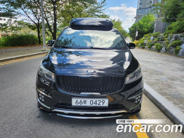 Kia Carnival из Кореи Encar