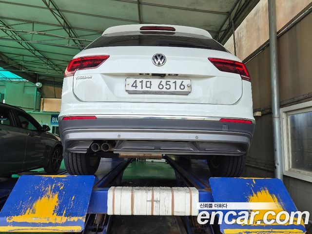 Volkswagen Tiguan 2.0 TDI Premium — пробег 93 090 км