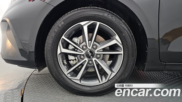Kia K3 из Кореи Encar
