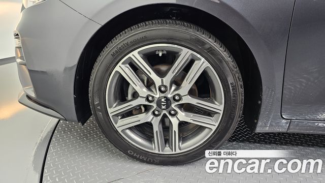 Kia K3 из Кореи Encar