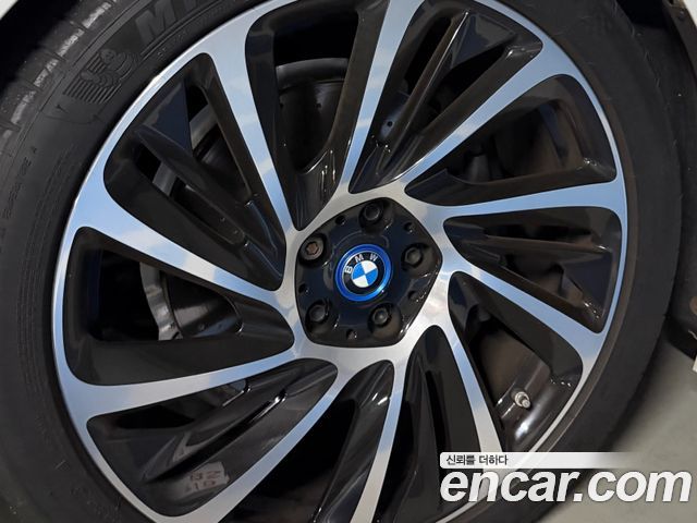 BMW i8 Coupe — пробег 65 225 км — фото 5 из 5