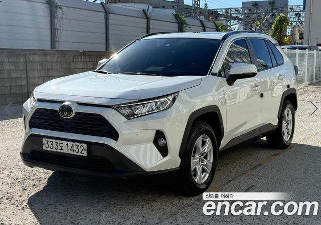 Toyota RAV4 2.5 2WD — пробег 128 035 км