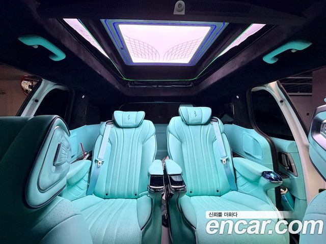 Kia Carnival HEV 9seater Nobless из Кореи Encar