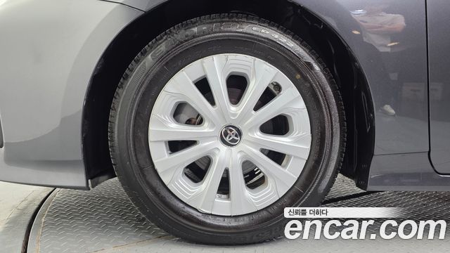 Toyota Prius из Кореи Encar