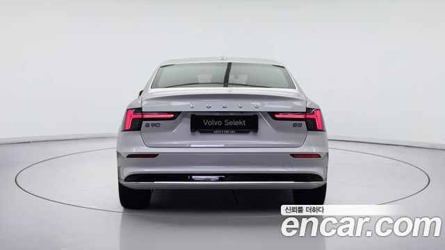 Volvo S90 B5 Ultra Bright Air sus — пробег 536 км