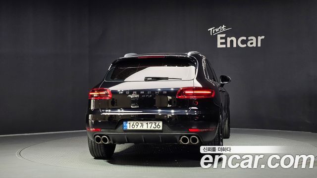 Porsche Macan 3.0 S Diesel 95B — пробег 198 595 км