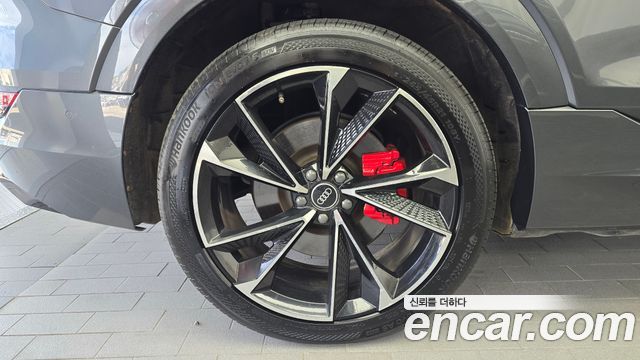 Audi e-tron 55 Quattro Sportback — пробег 96 890 км