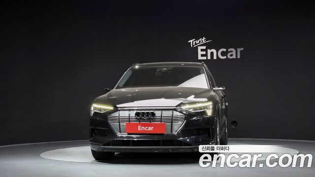 Audi e-tron 50 Quattro Sportback — пробег 75 472 км