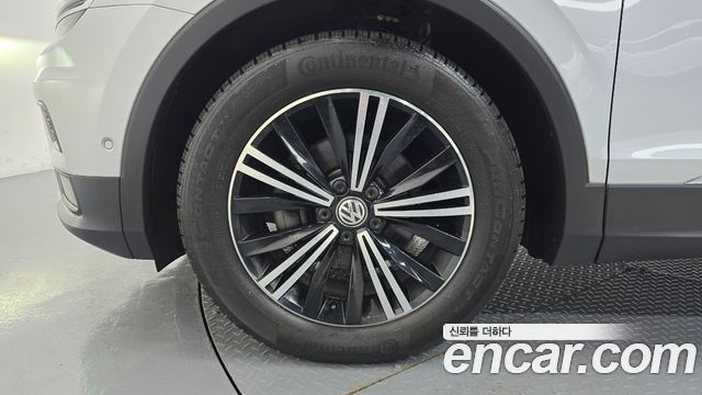 Volkswagen Tiguan 2.0 TDI Prestige — пробег 169 617 км — фото 5 из 5