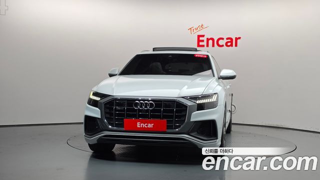 Audi Q8 50 TDI Quattro Premium — пробег 121 097 км