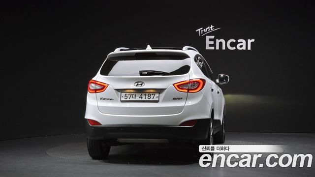 Hyundai Tucson Diesel(e-VGT) 2WD Premium — пробег 138 264 км — фото 4 из 5