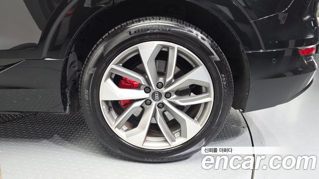 Audi e-tron 55 Quattro — пробег 101 137 км