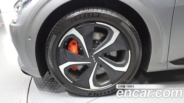 Kia EV6 из Кореи Encar