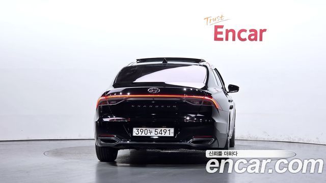 Hyundai Grandeur из Кореи Encar