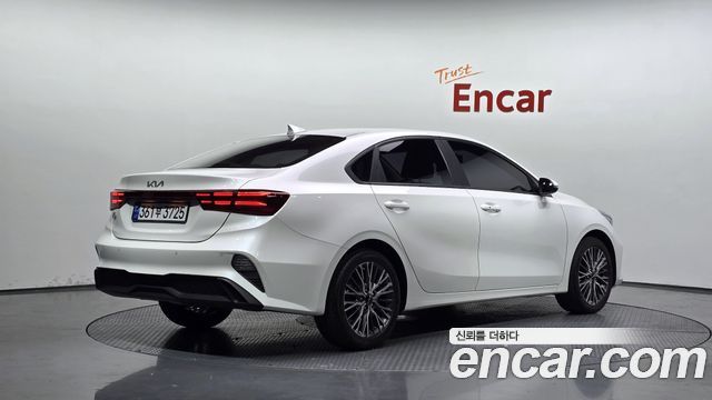 Kia K3 из Кореи Encar