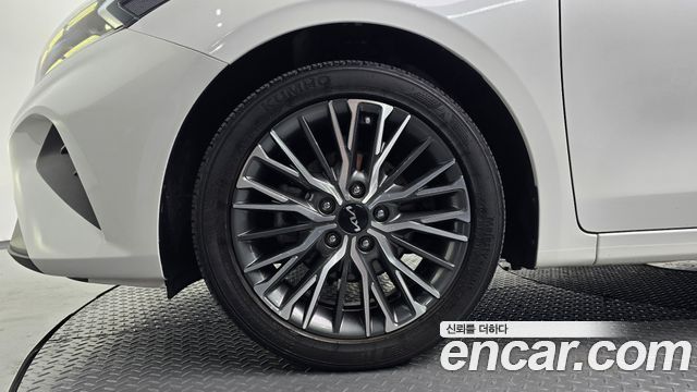 Kia K3 из Кореи Encar