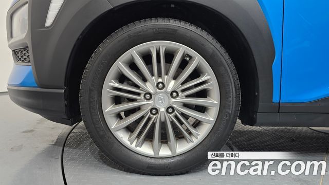 Hyundai Kona из Кореи Encar