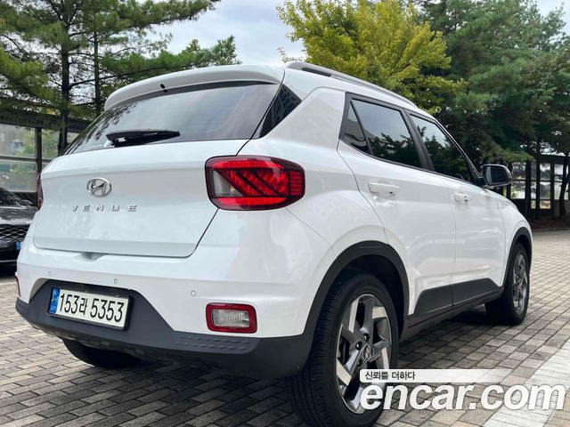 Hyundai Venue из Кореи Encar