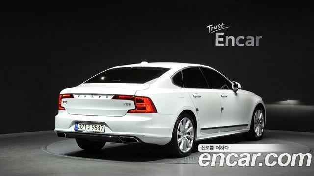 Volvo S90 T5 Inscription — пробег 58 376 км