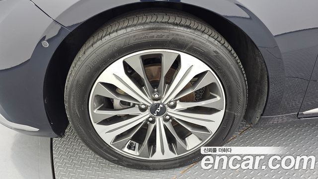 Kia K8 из Кореи Encar