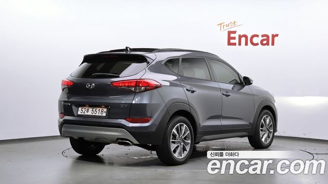 Hyundai Tucson из Кореи Encar