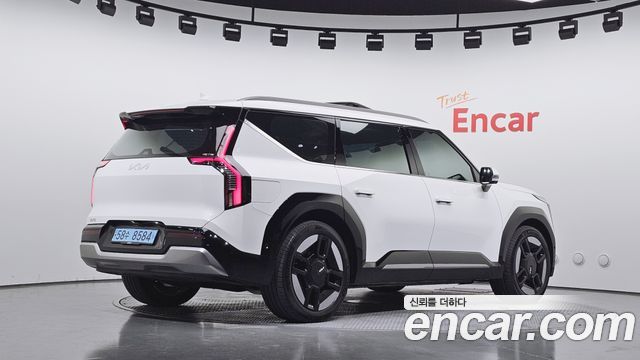 Kia EV9 из Кореи Encar