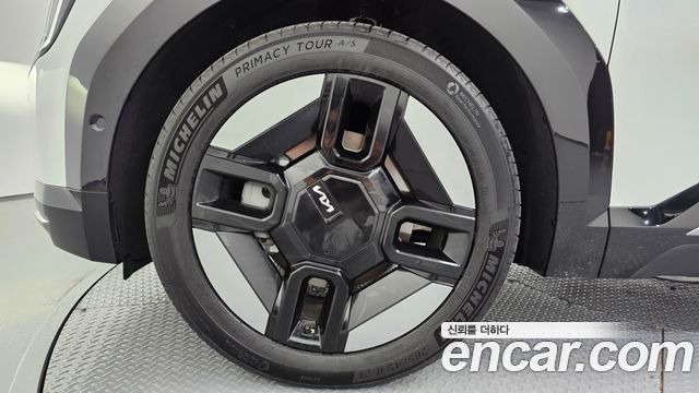 Kia EV9 из Кореи Encar