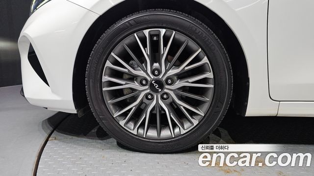 Kia K3 из Кореи Encar