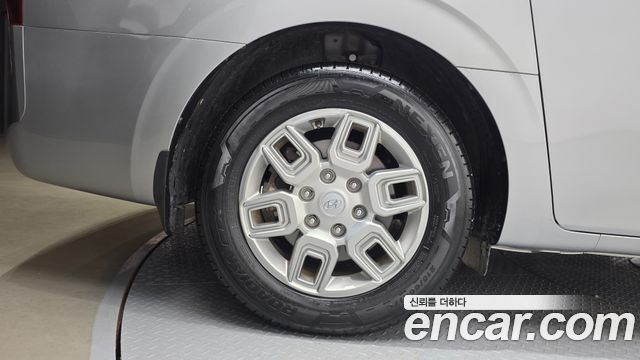 Hyundai Staria из Кореи Encar