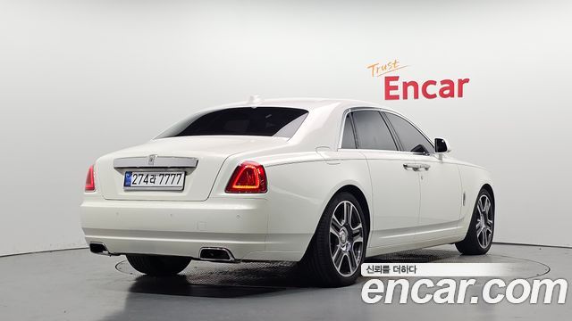 Rolls-Royce Ghost 6.6 V12 — пробег 81 746 км