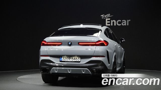 BMW X6 xDrive40d M Sport Pro — пробег 4 923 км — фото 4 из 5