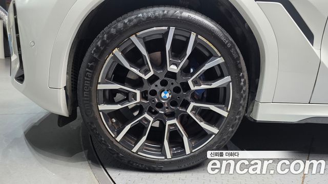 BMW X6 xDrive40i M Sport — пробег 30 584 км — фото 5 из 5