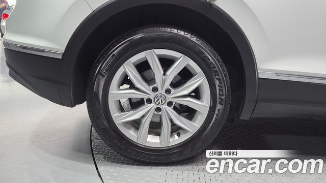 Volkswagen Tiguan из Кореи Encar