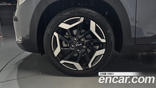 Kia Seltos из Кореи Encar