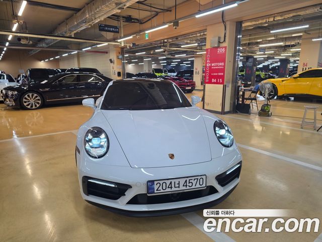 Porsche 911 Carrera GTS — пробег 20 593 км