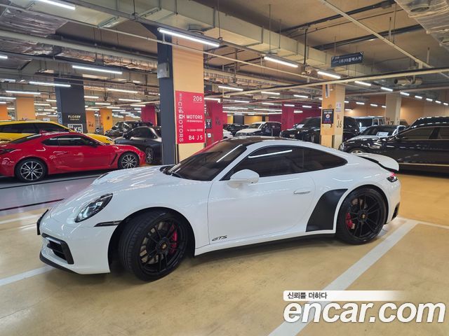 Porsche 911 Carrera GTS — пробег 20 593 км