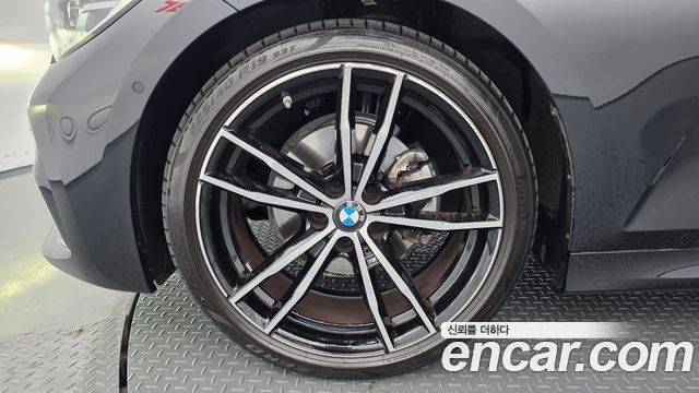 BMW 3-Series из Кореи Encar