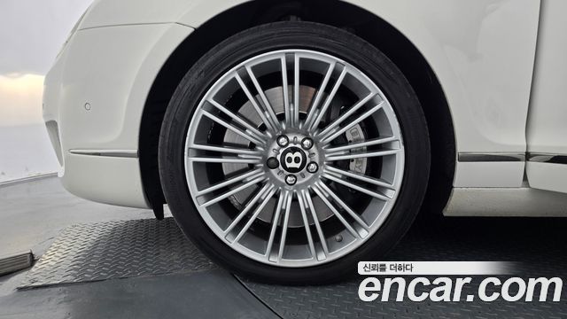 Bentley Flying Spur 6.0 Speed — пробег 84 148 км