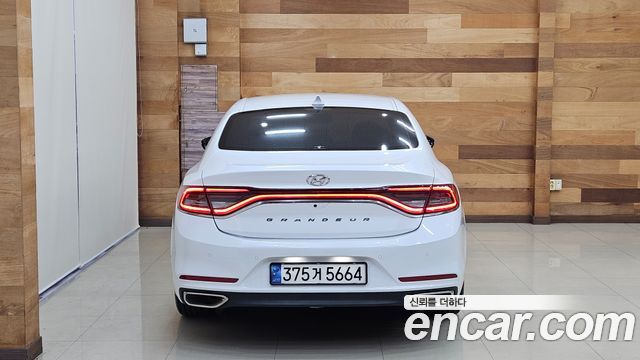 Hyundai Grandeur из Кореи Encar