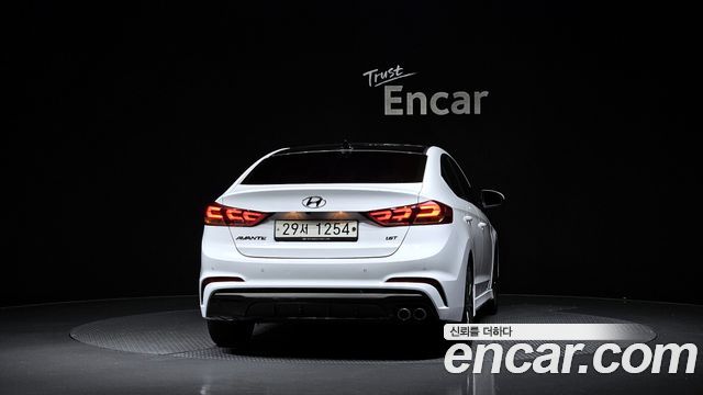 Hyundai AVANTE из Кореи Encar