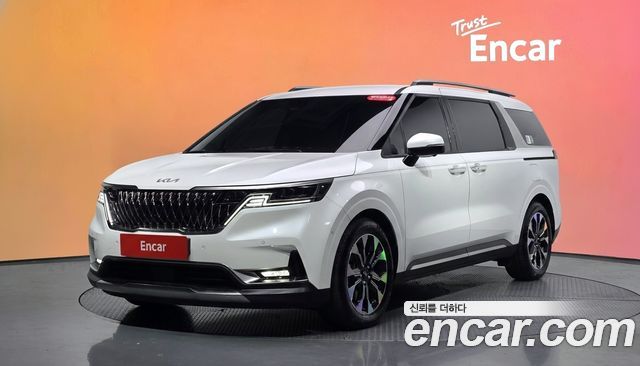 Kia Carnival Gasoline 7-Seater Signature — пробег 52 886 км — фото 1 из 5