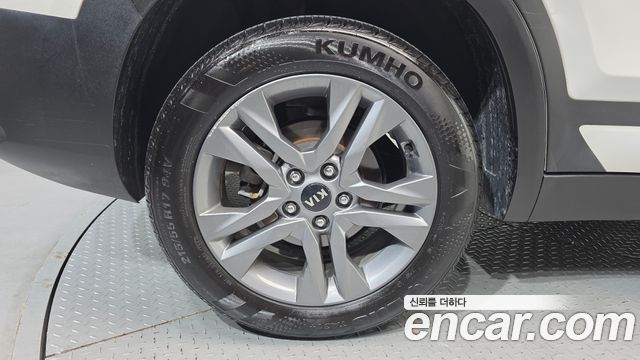 Kia Seltos из Кореи Encar