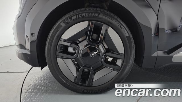 Kia EV9 из Кореи Encar