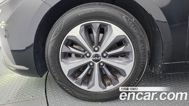 Kia K8 из Кореи Encar